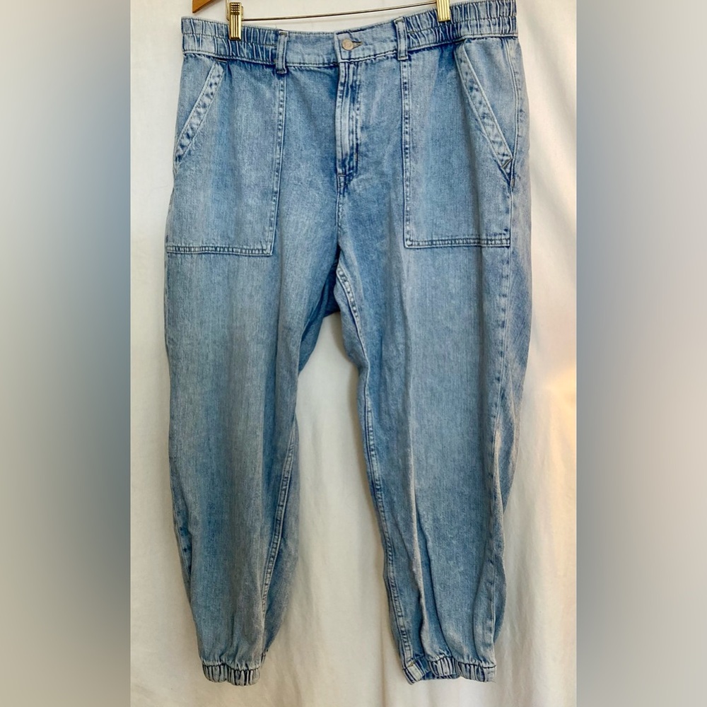 GAP Denim Jeans in Light Blue Size XL